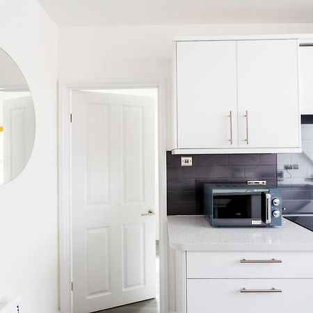 Beach View Luxury Apartment Lyme Regis Eksteriør billede