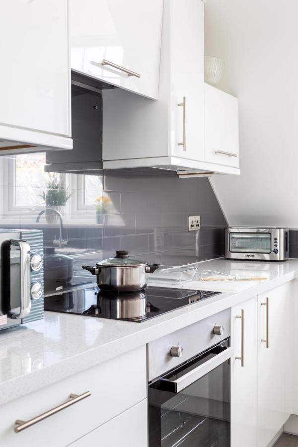 Beach View Luxury Apartment Lyme Regis Eksteriør billede