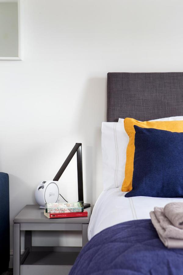 Beach View Luxury Apartment Lyme Regis Eksteriør billede